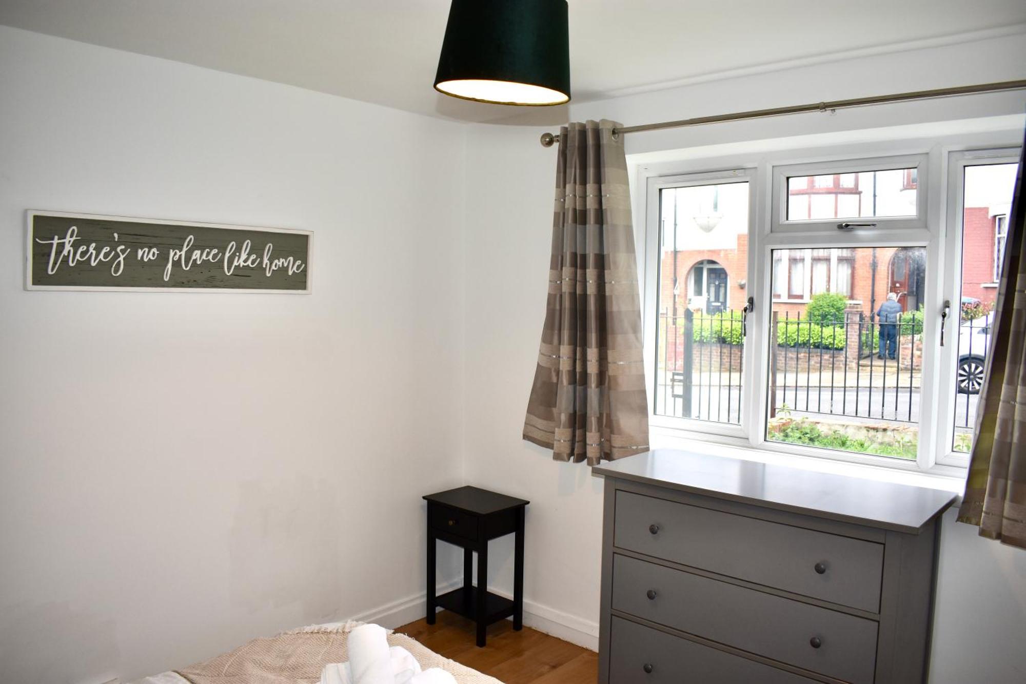 Luxury 2 Bedroom Apartment, Parking, Few Minutes Walk From Wembley Stadium Londres Extérieur photo