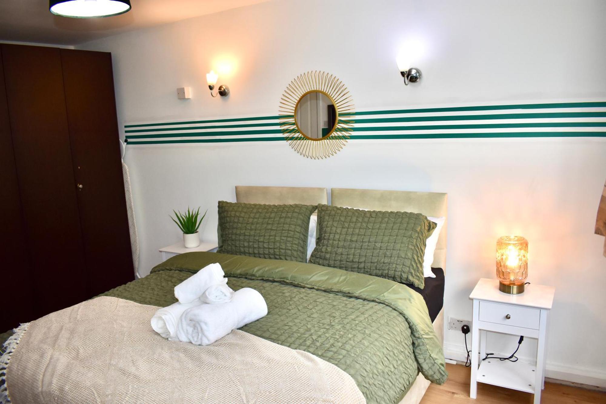Luxury 2 Bedroom Apartment, Parking, Few Minutes Walk From Wembley Stadium Londres Extérieur photo